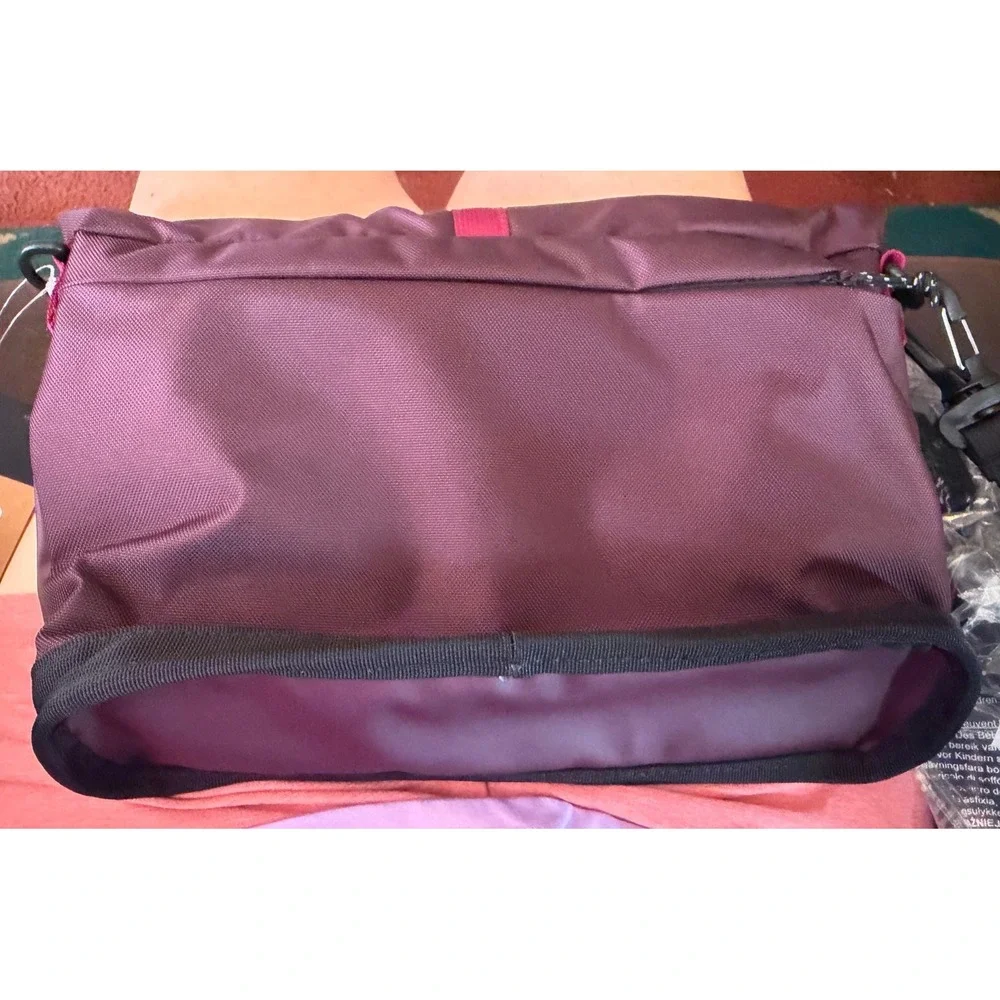 The North Face Base Camp Shoulder Bag Deep Burgundy NF0A8BK6 Crossbody Messenger - Picture 4 of 11